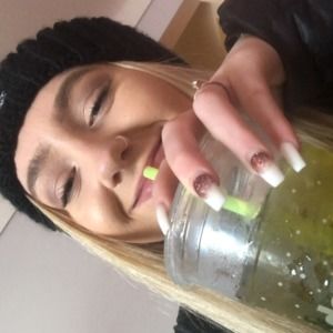 Meet your Posher, Ashley